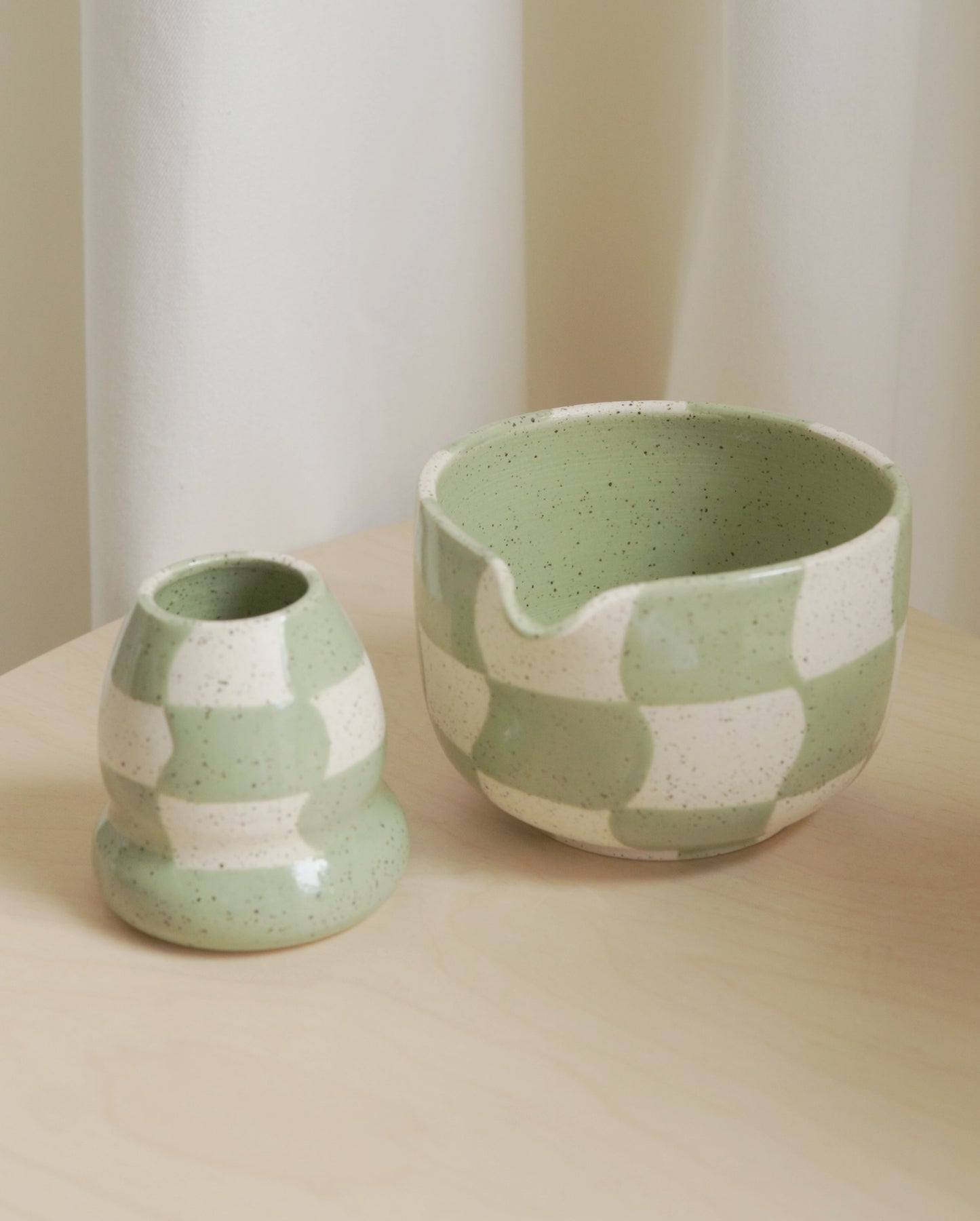 wavy matcha checkered matcha bowl/set (pre-order)