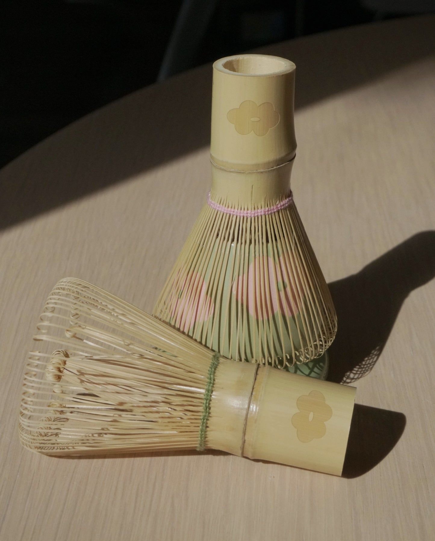 flower bamboo whisk